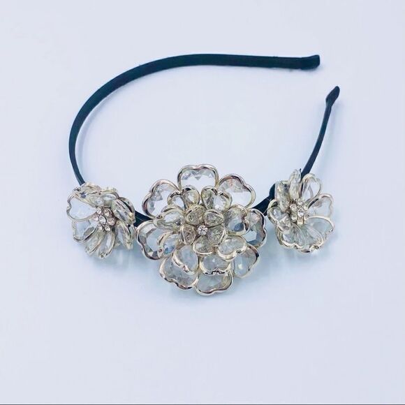 VINTAGE Crystal Flower Headband.  - Picture 1 of 4